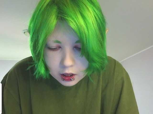 LittleKittenStar live cam on BongaCams