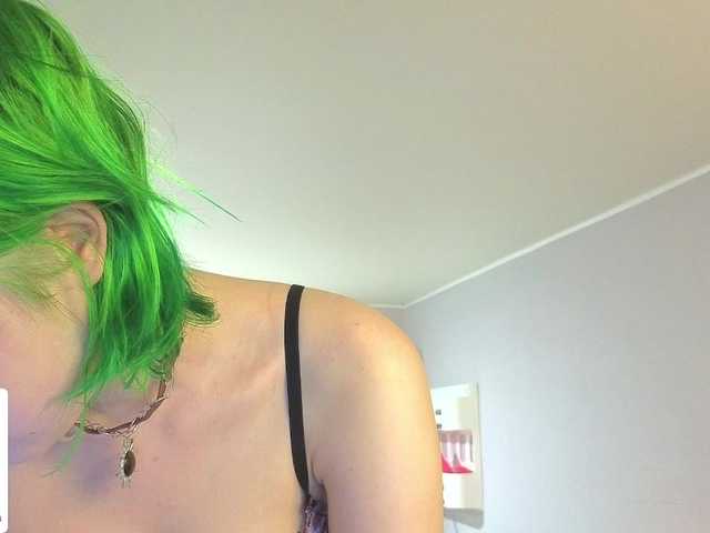 LittleKittenStar live cam on BongaCams