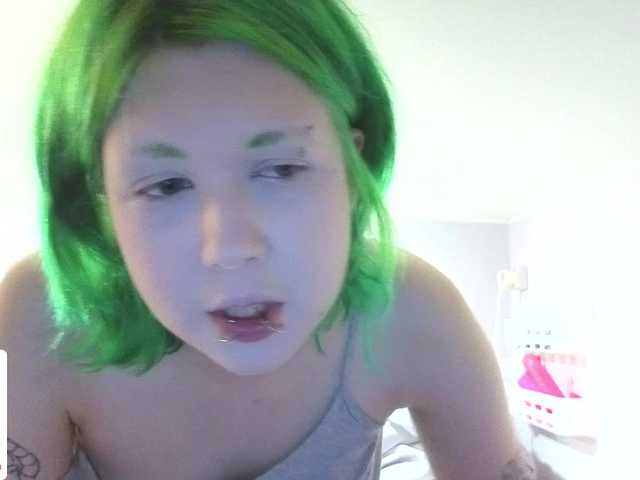 LittleKittenStar live cam on BongaCams