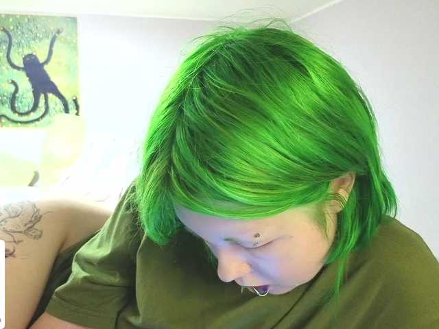 LittleKittenStar live cam on BongaCams