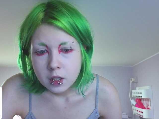 LittleKittenStar live cam on BongaCams