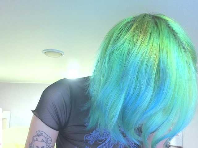 LittleKittenStar live cam on BongaCams