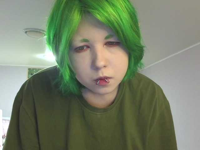 LittleKittenStar live cam on BongaCams