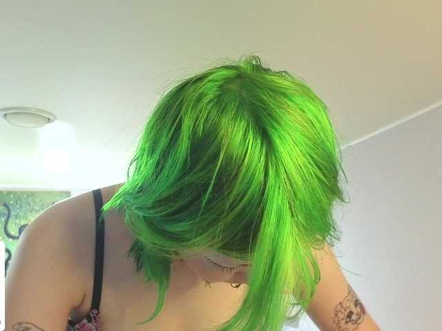 LittleKittenStar live cam on BongaCams