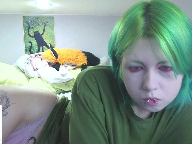LittleKittenStar live cam on BongaCams
