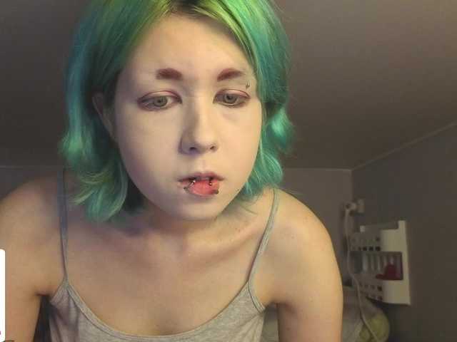 LittleKittenStar live cam on BongaCams