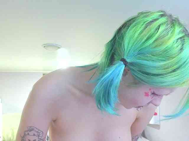 LittleKittenStar webcam