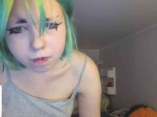 LittleKittenStar Live Webcam on BongaCams
