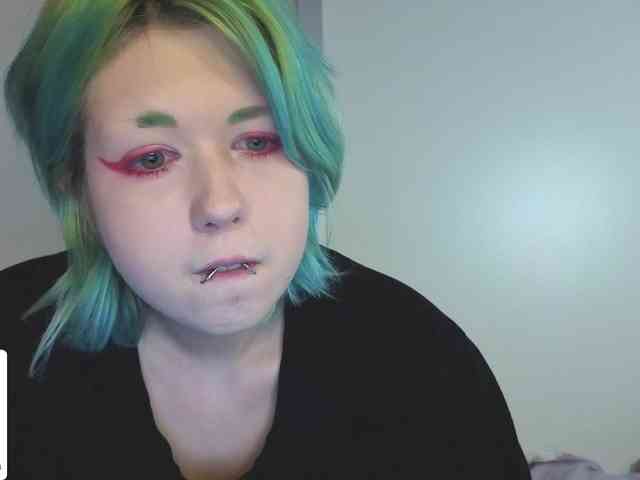 LittleKittenStar webcam