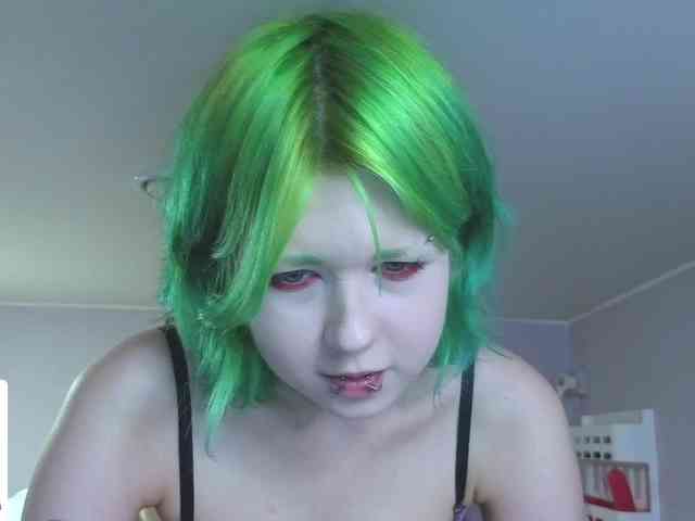 LittleKittenStar webcam