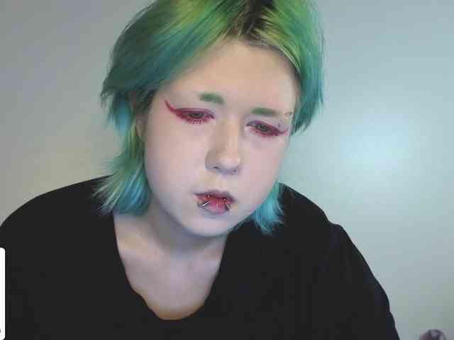 LittleKittenStar webcam