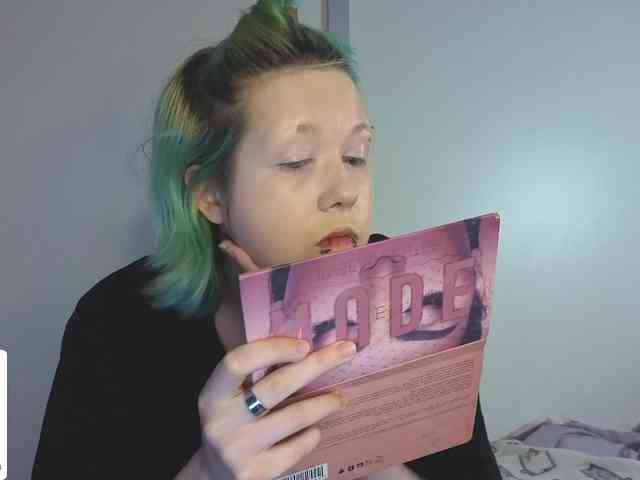 LittleKittenStar webcam