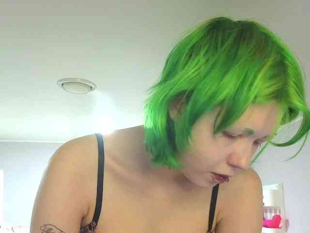 LittleKittenStar webcam