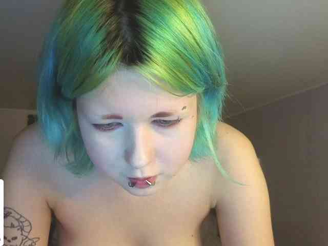 LittleKittenStar webcam