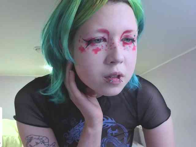 LittleKittenStar webcam