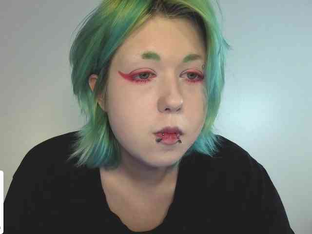 LittleKittenStar webcam