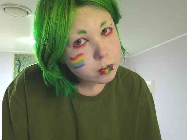 LittleKittenStar webcam