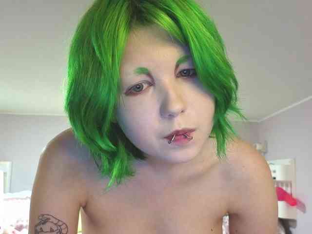 LittleKittenStar webcam