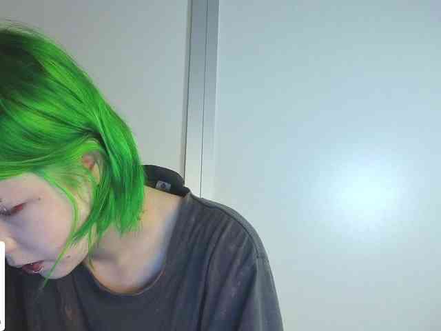 LittleKittenStar webcam