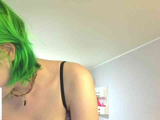 LittleKittenStar webcam