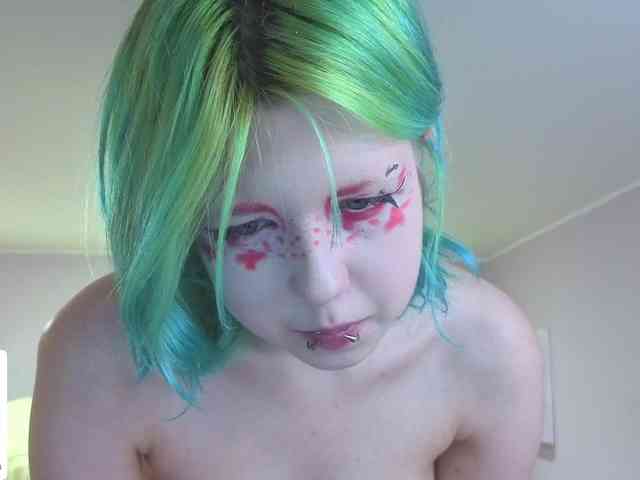 LittleKittenStar webcam