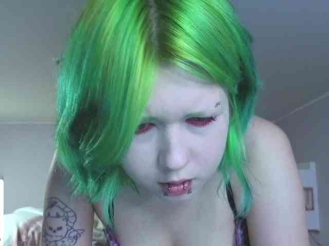 LittleKittenStar webcam
