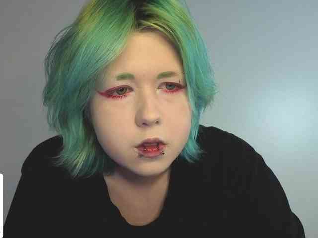 LittleKittenStar webcam