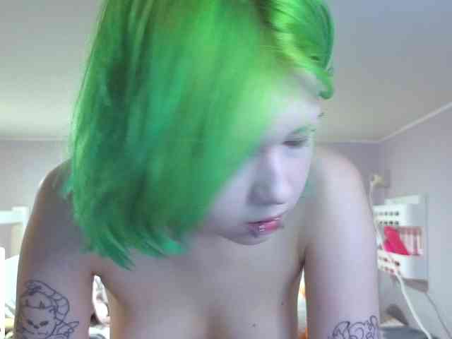 LittleKittenStar webcam