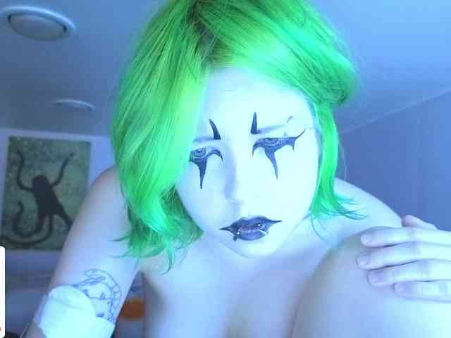 LittleKittenStar webcam