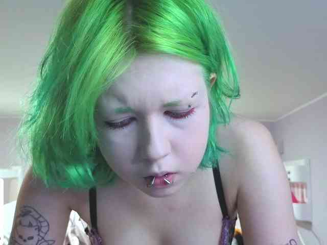 LittleKittenStar webcam