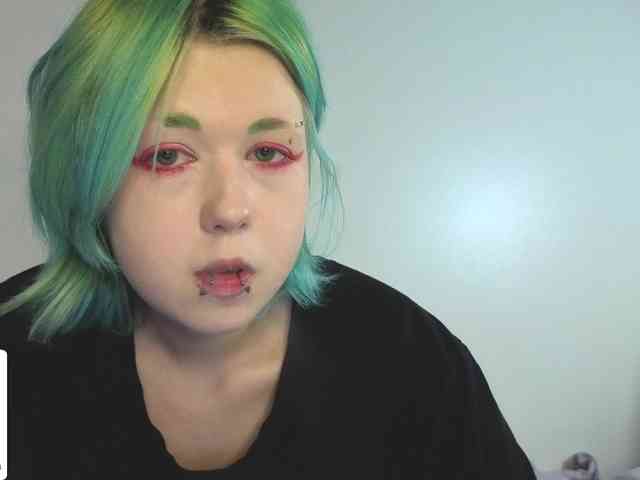 LittleKittenStar webcam
