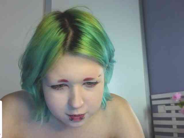 LittleKittenStar webcam