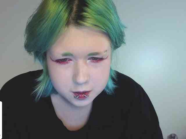 LittleKittenStar webcam