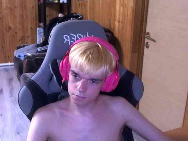 Harrygray Live Webcam on BongaCams