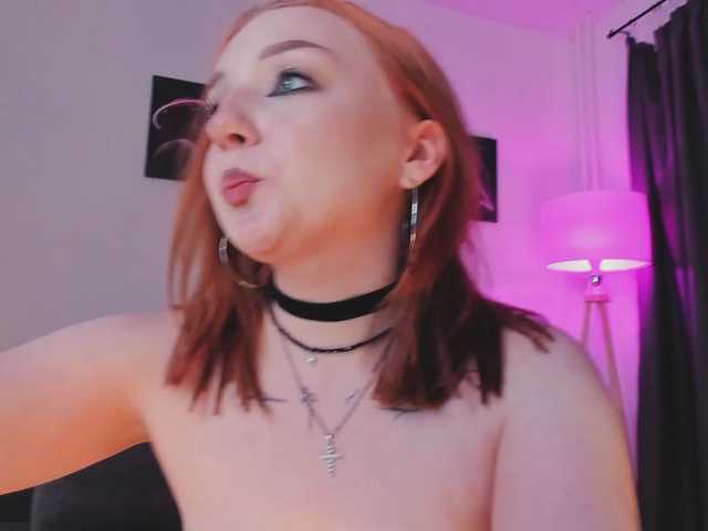 LaraGrin live cam on BongaCams