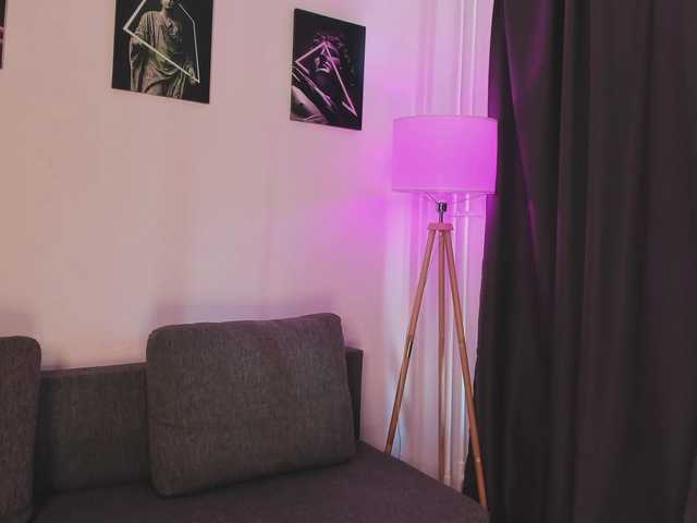 LaraGrin live cam on BongaCams