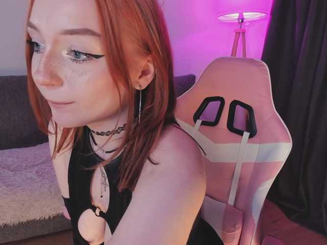 LaraGrin live cam on BongaCams