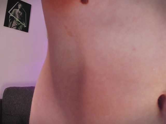 LaraGrin live cam on BongaCams