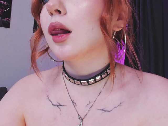 LaraGrin live cam on BongaCams