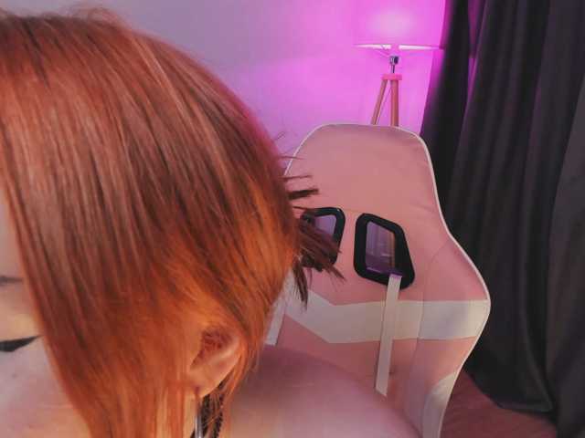 LaraGrin live cam on BongaCams