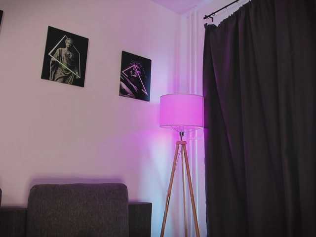 LaraGrin live cam on BongaCams