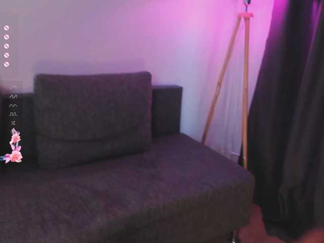 LaraGrin, en vivo ahora en BongaCams