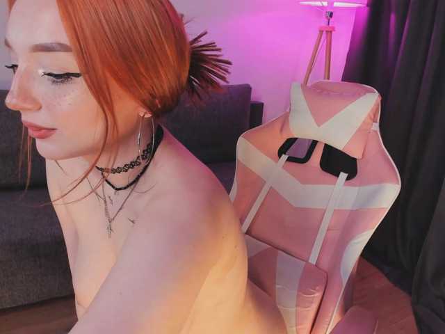 LaraGrin live cam on BongaCams