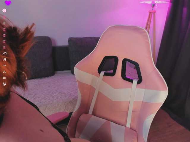 LaraGrin live cam on BongaCams