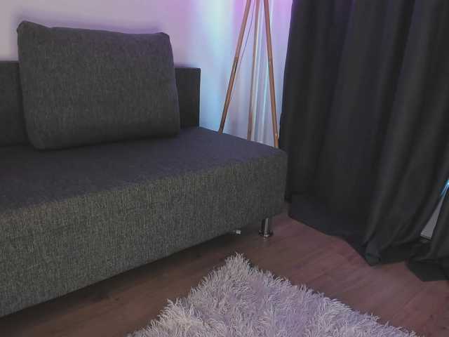 LaraGrin live cam on BongaCams