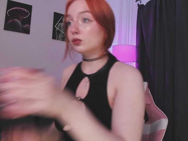 LaraGrin live cam on BongaCams