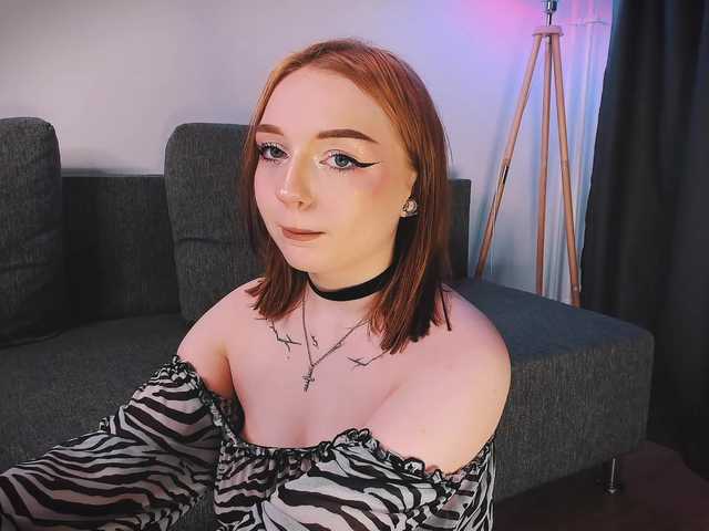 LaraGrin live cam on BongaCams
