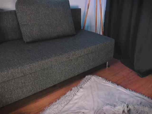LaraGrin webcam