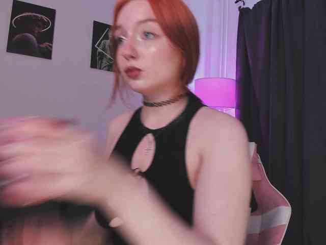 LaraGrin webcam