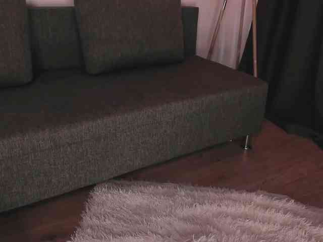 LaraGrin webcam